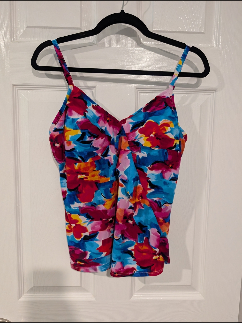 St. John's Bay Floral Ruffle Tankini Swim Top in Size 16